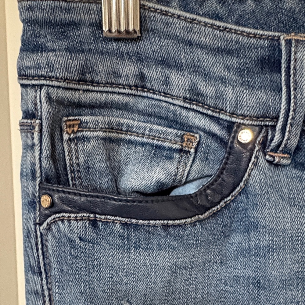 White House Black Market Women's Jeans - Picture 4 of 15